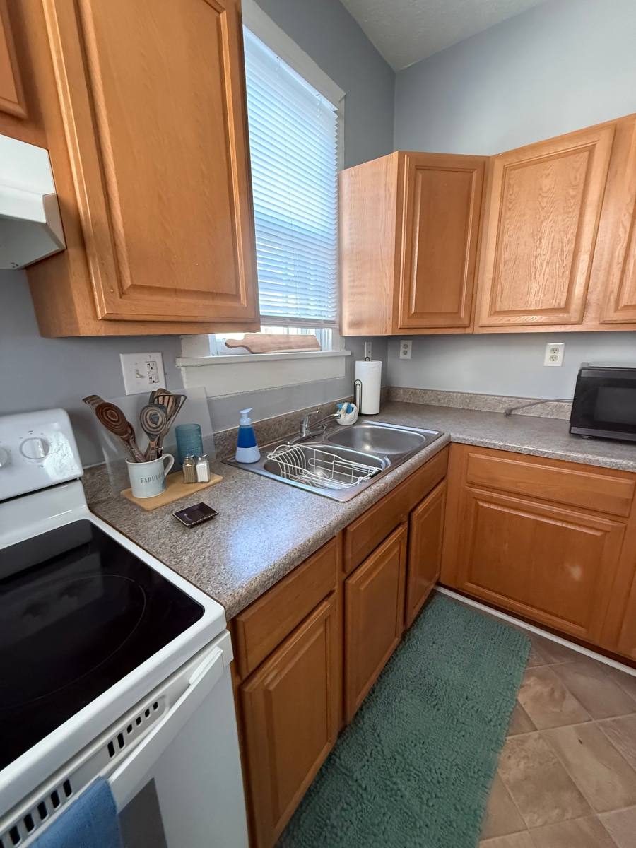 Apartment for rent at 406 N Loudoun St #1, Winchester, VA 22601