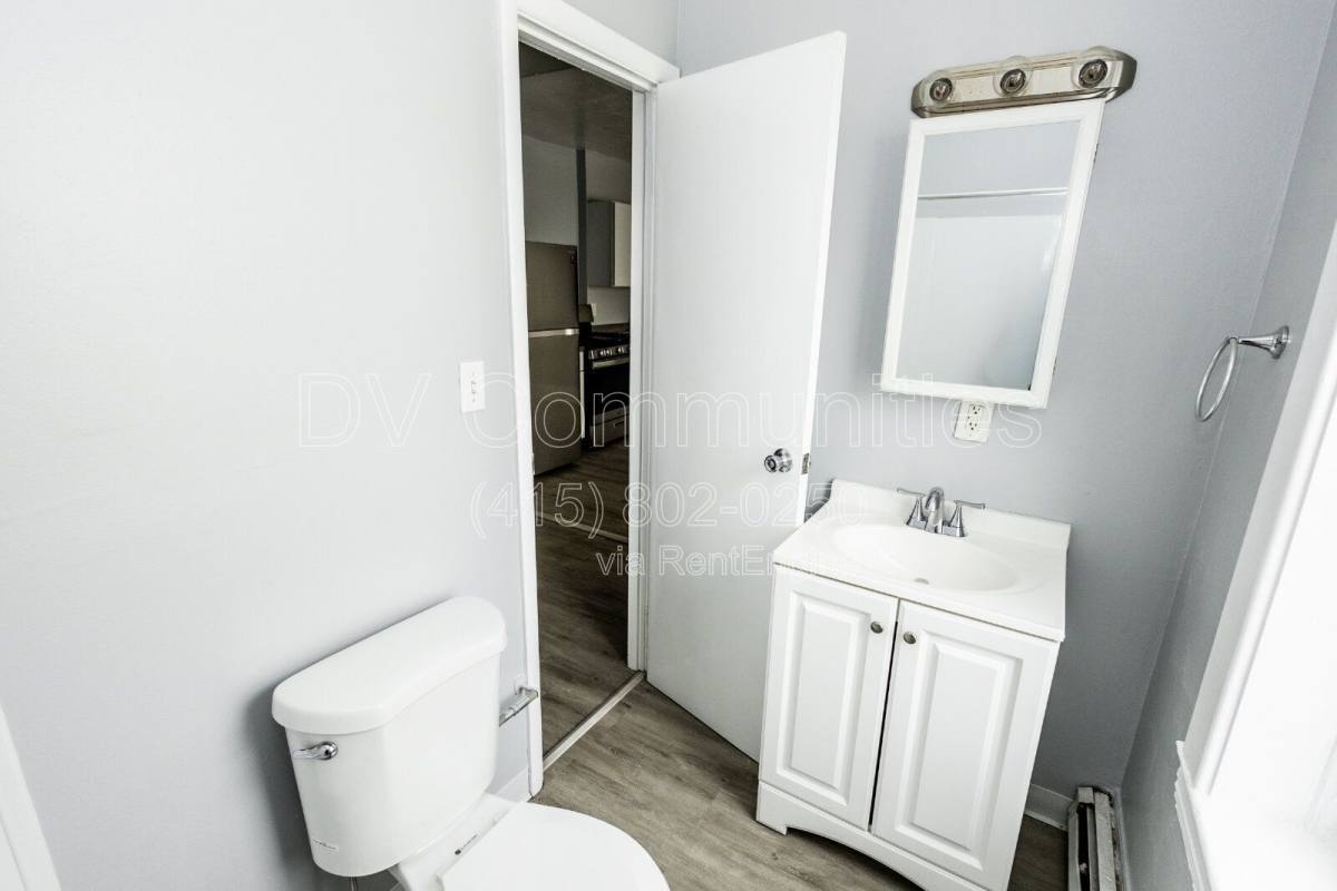 Apartment for rent at 1609 Lakewood Ave #4, Lakewood, OH 44107