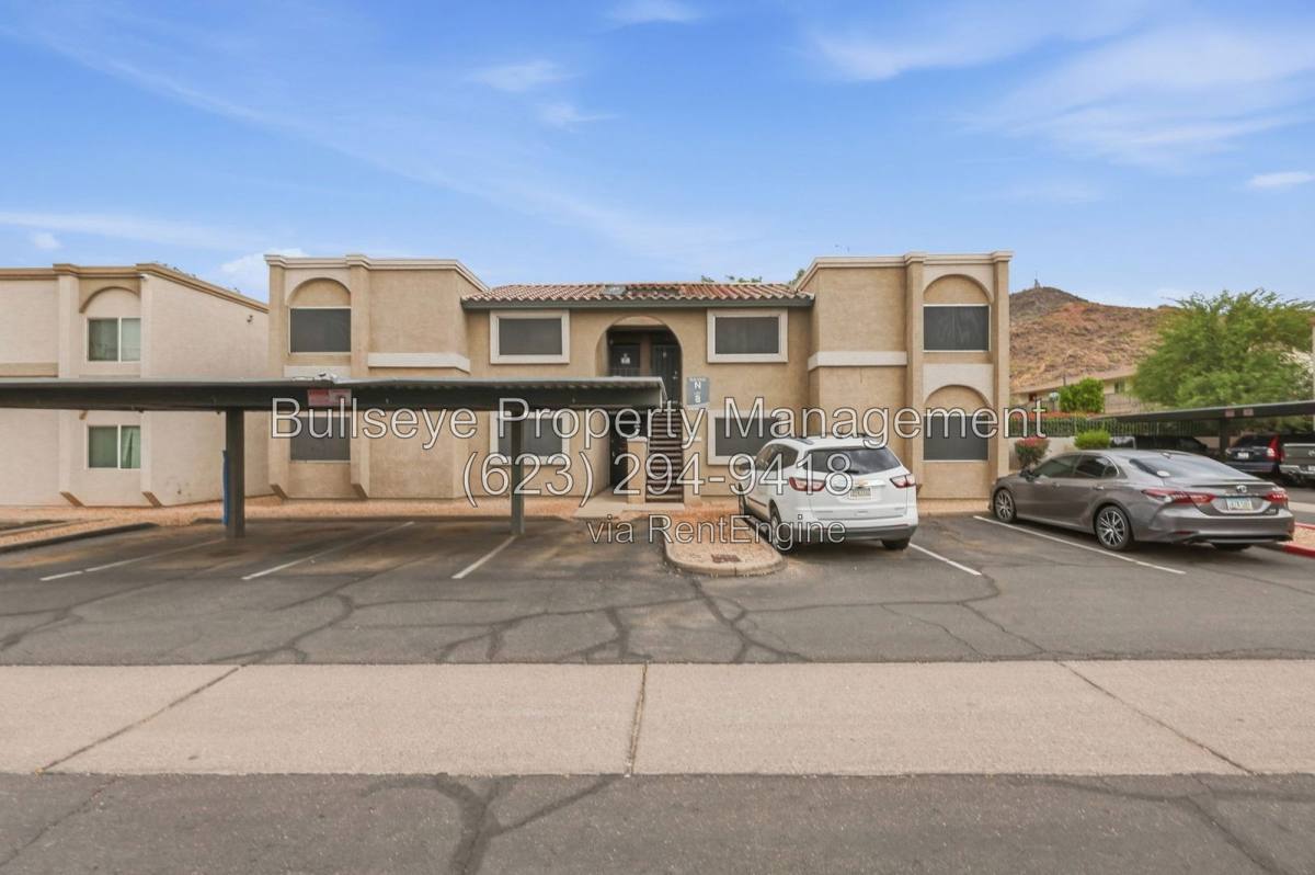 Apartment for rent at 1540 W Mercer Lane #4, Phoenix, AZ 85029