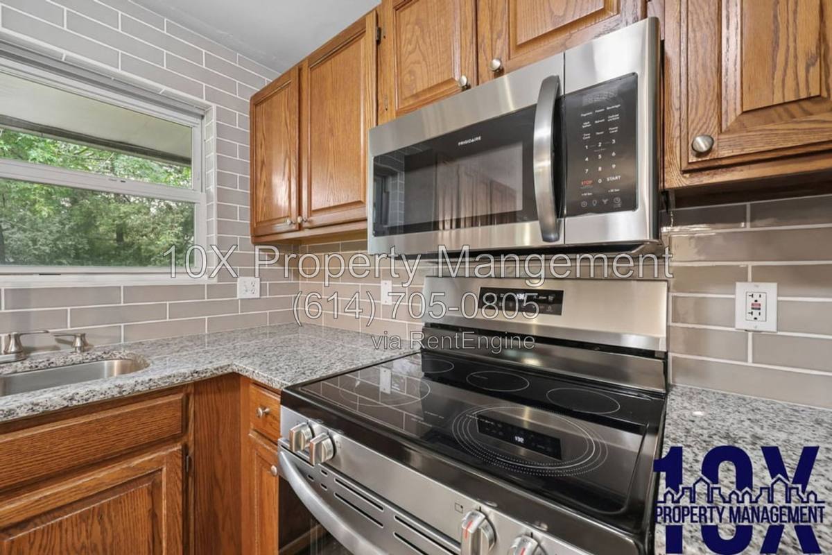 House for rent at 6723 Bartlett Rd, Reynoldsburg, OH 43068