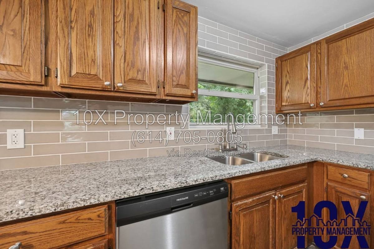 House for rent at 6723 Bartlett Rd, Reynoldsburg, OH 43068