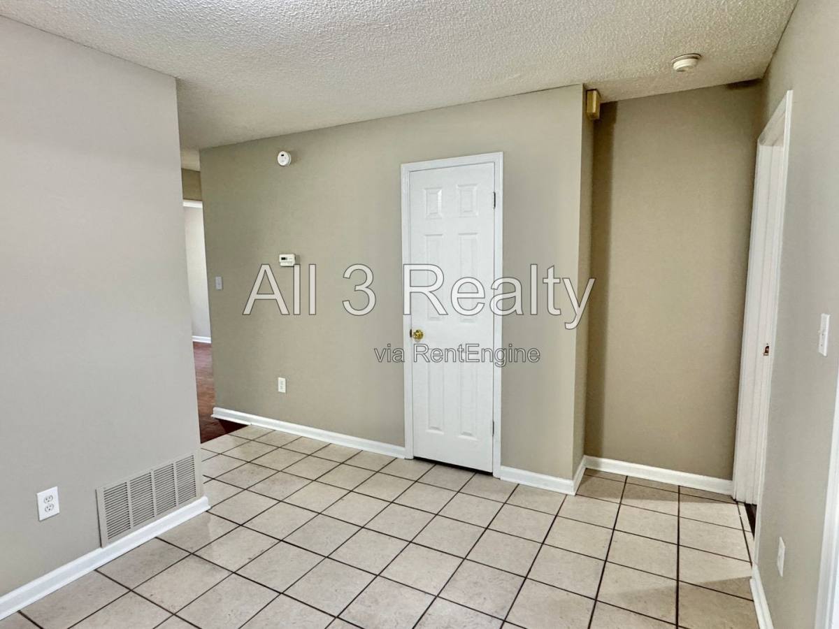 Apartment for rent at 116 Hargis Dr, Prattville, AL 36067