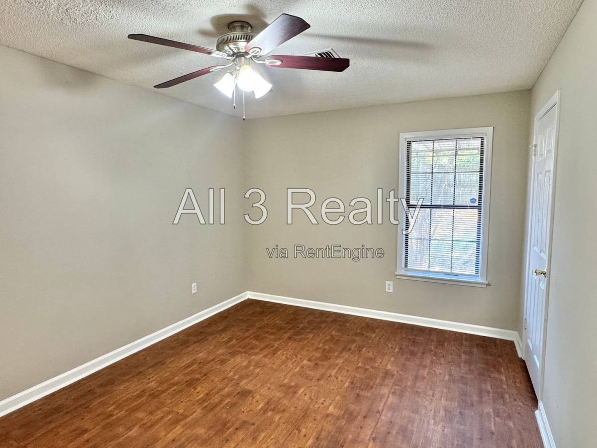 Apartment for rent at 116 Hargis Dr, Prattville, AL 36067