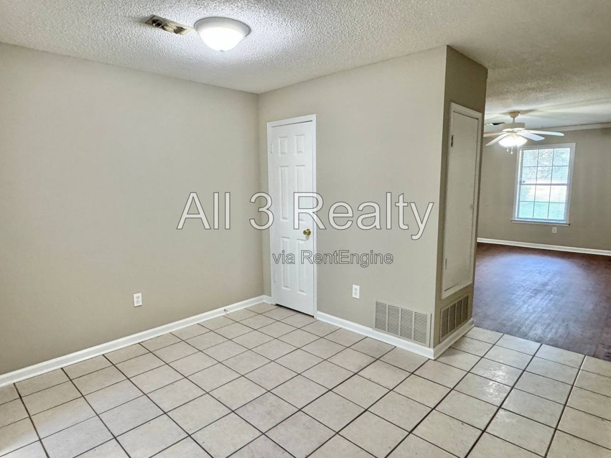 Apartment for rent at 116 Hargis Dr, Prattville, AL 36067