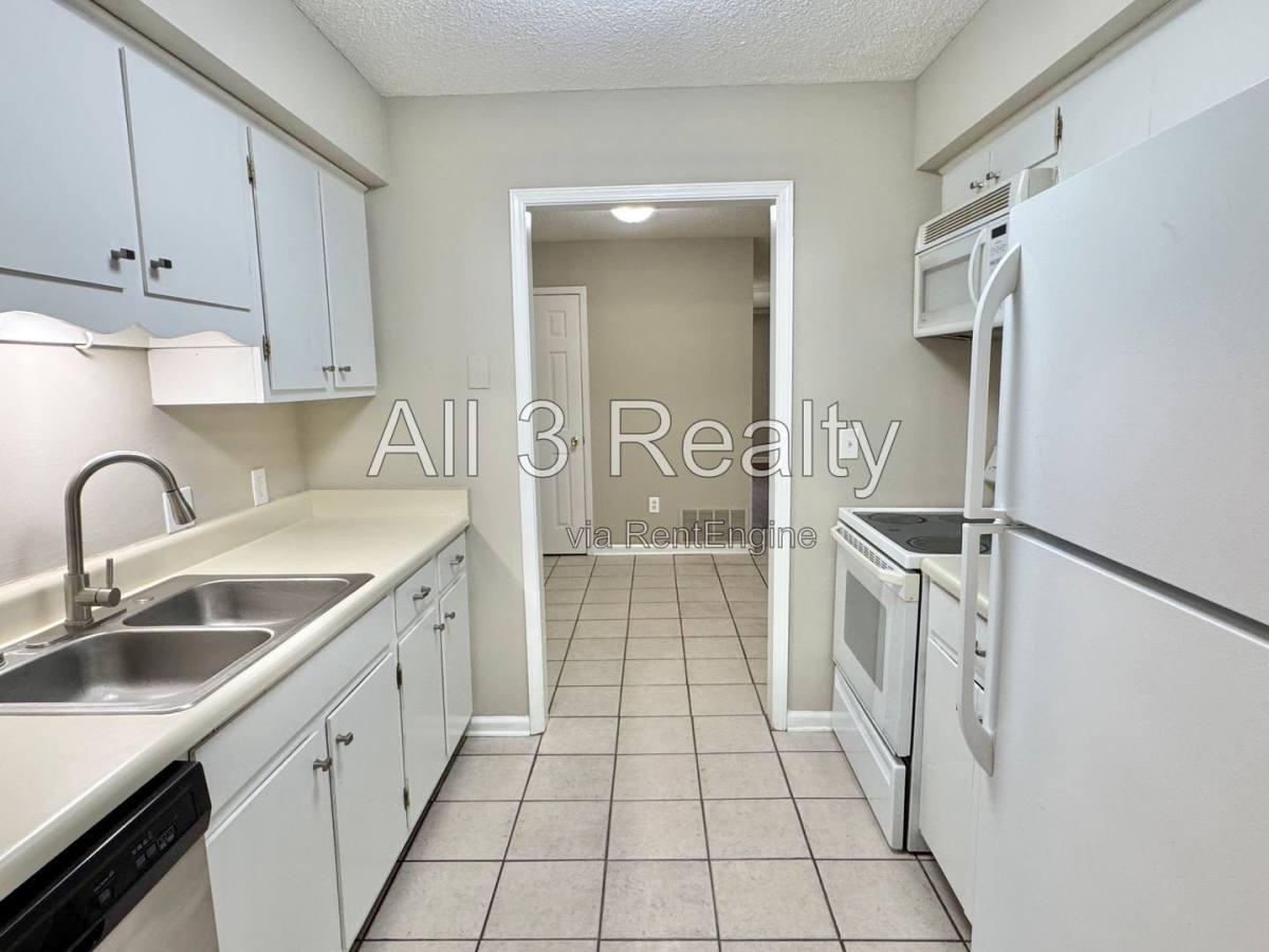 Apartment for rent at 116 Hargis Dr, Prattville, AL 36067
