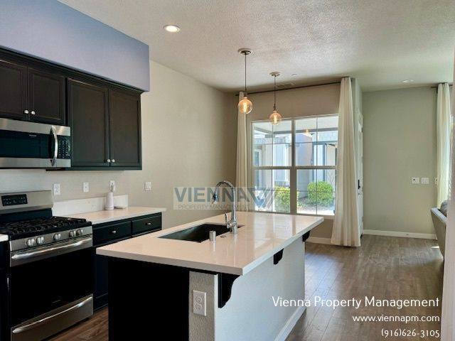 House for rent at 3303 Hummingbird Court, West Sacramento, CA 95691