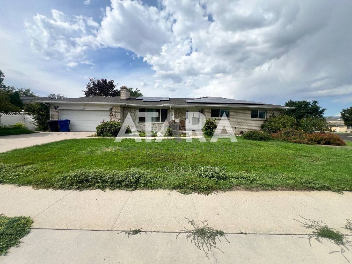 House for rent at 1374 Marinwood Ave, Salt Lake City, UT 84123