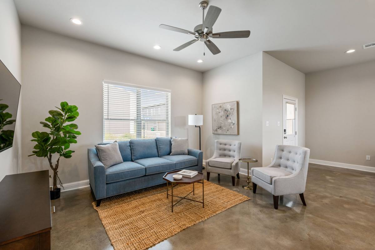 Townhouse for rent at 203 Firethorn Dr, Youngsville, LA 70592