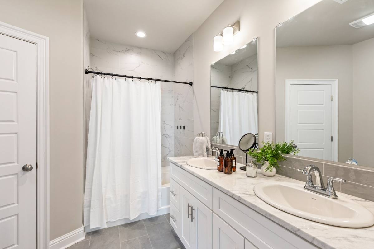 Townhouse for rent at 203 Firethorn Dr, Youngsville, LA 70592