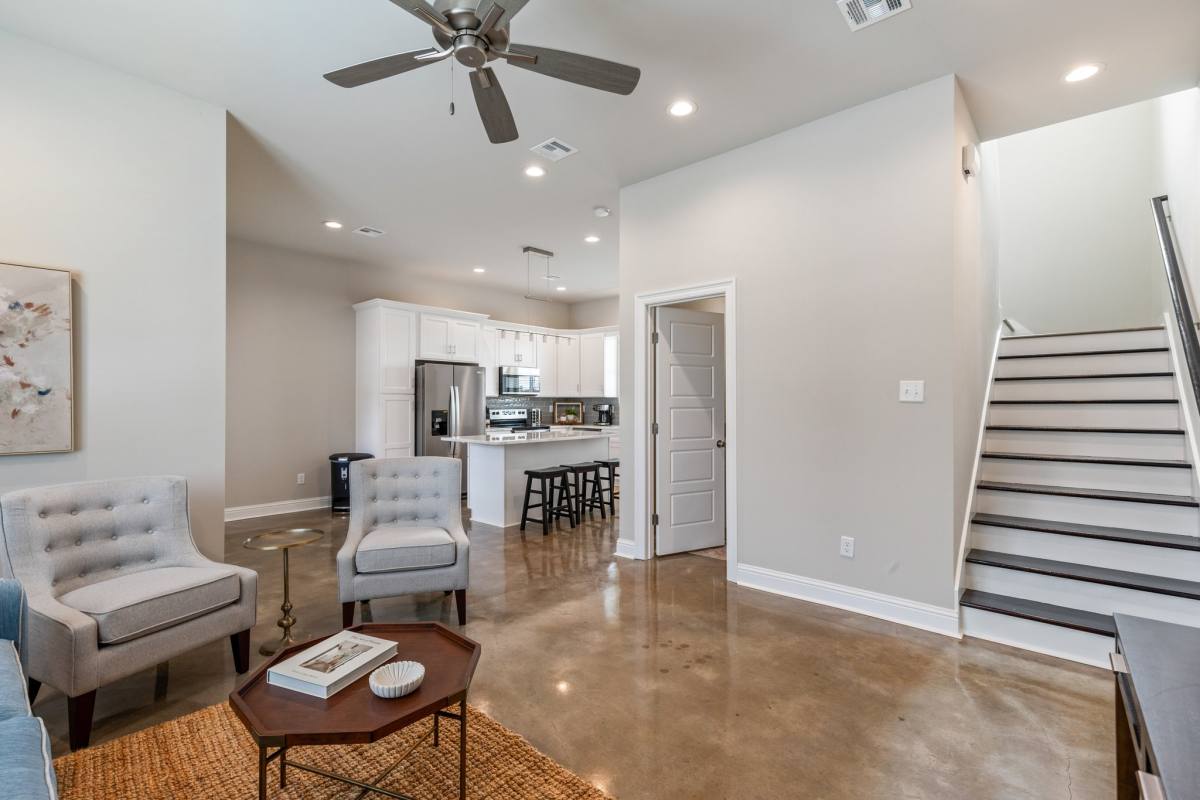 Townhouse for rent at 203 Firethorn Dr, Youngsville, LA 70592