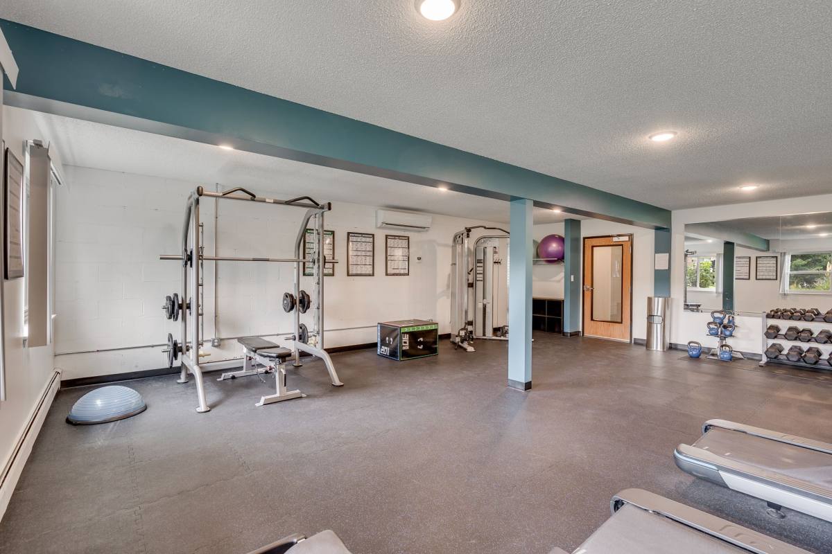 Apartment for rent at Sumter Green, 3000-3010 Winnetka Ave, Minneapolis, MN 55427