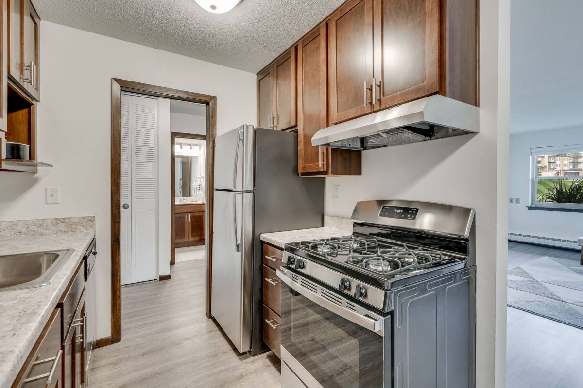 Apartment for rent at Sumter Green, 3050 Sumter Ave N, Minneapolis, MN 55427