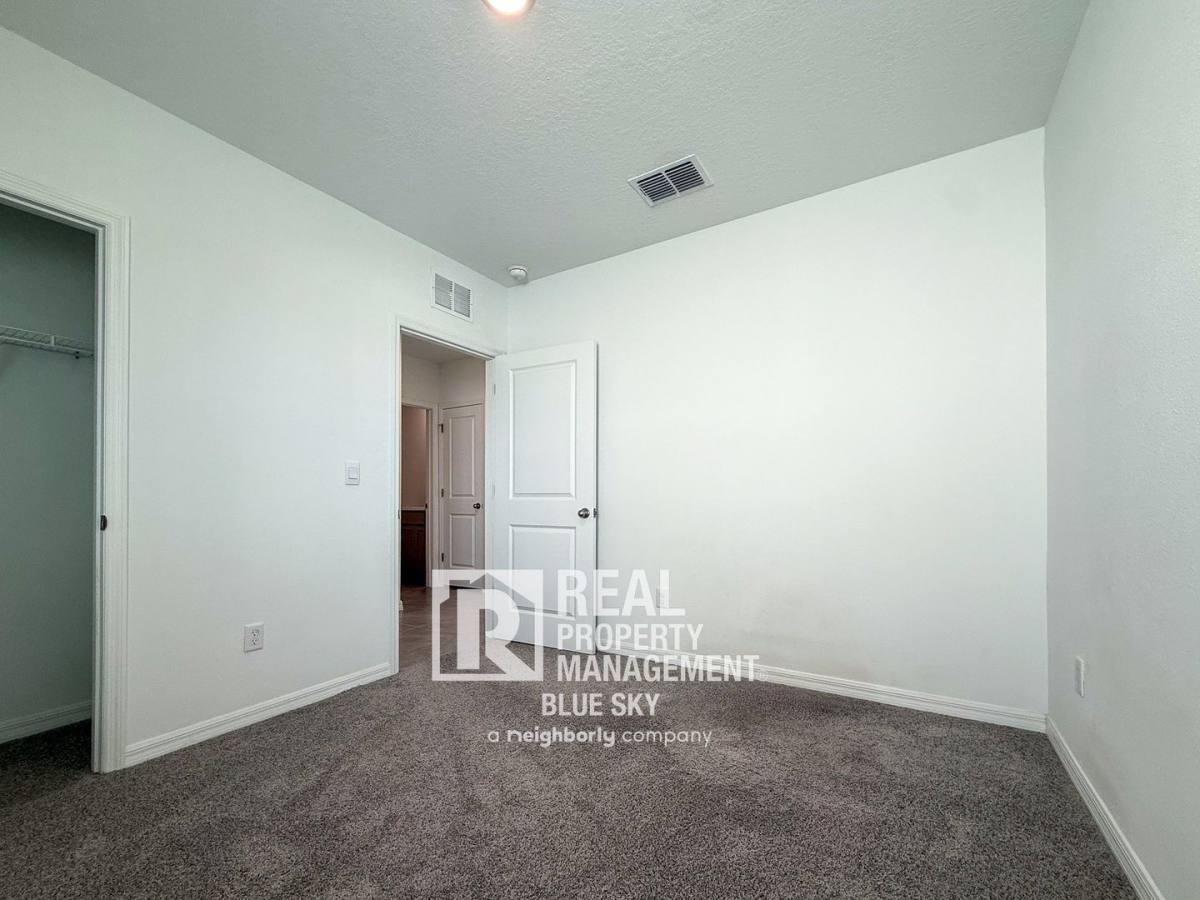 House for rent at 33290 Darley Dale Trail, Wesley Chapel, FL 33545