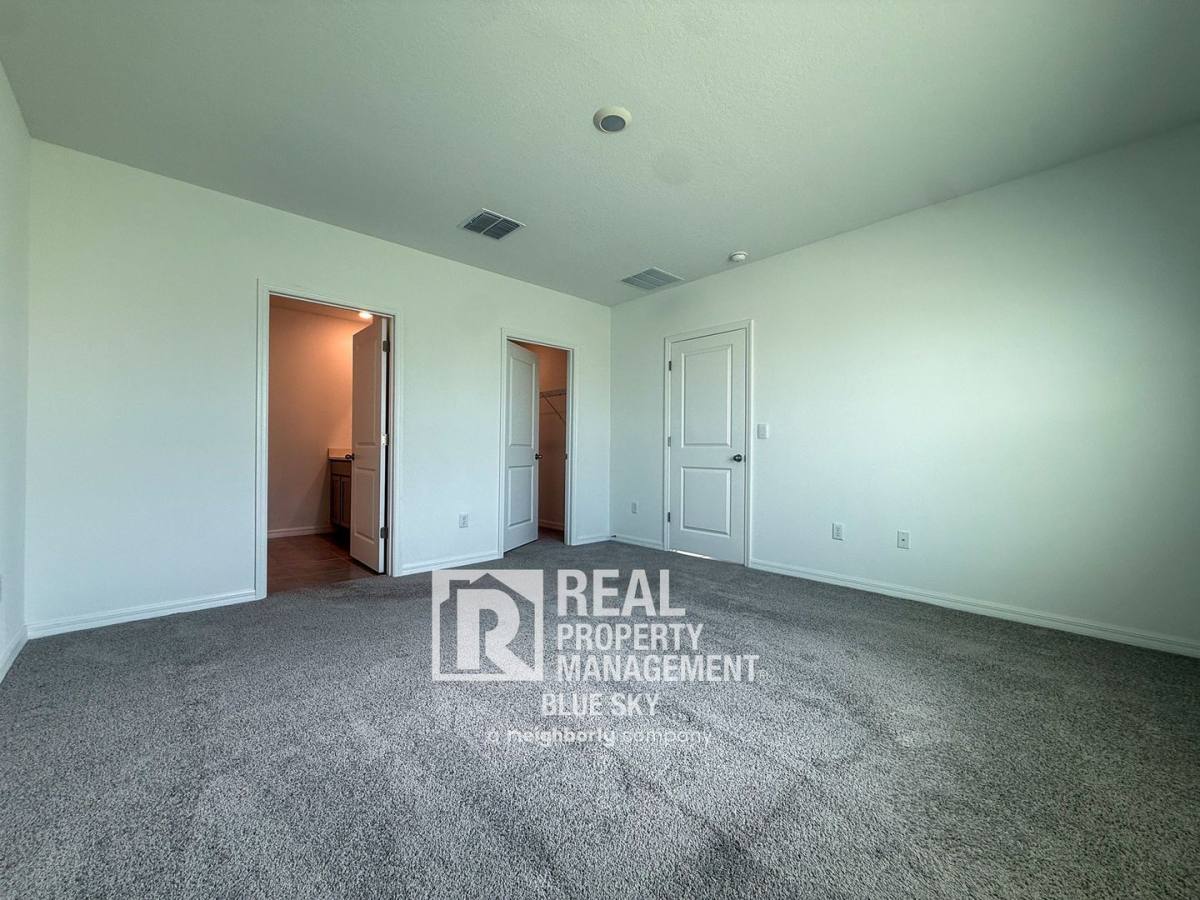House for rent at 33290 Darley Dale Trail, Wesley Chapel, FL 33545