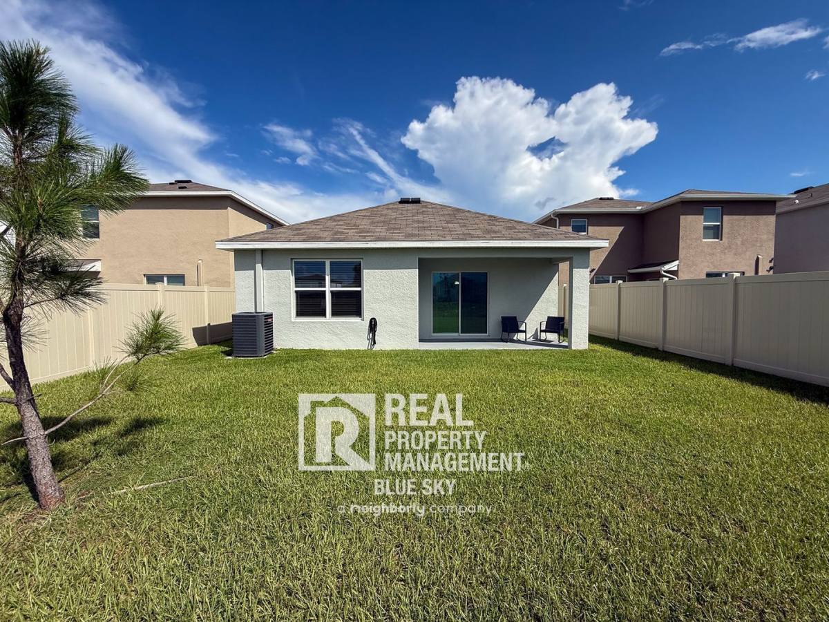 House for rent at 33290 Darley Dale Trail, Wesley Chapel, FL 33545