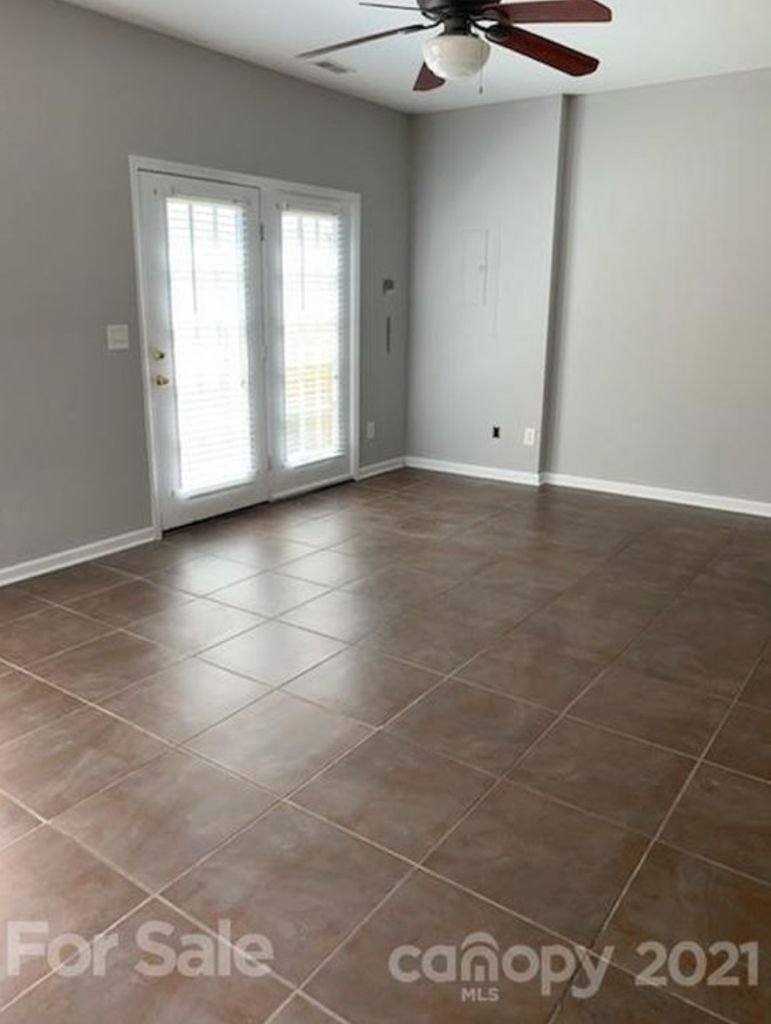 Townhouse for rent at 1234 Rocket Lane, Charlotte, NC 28213