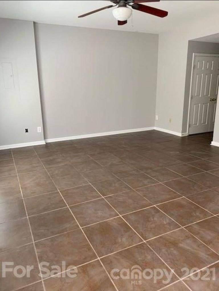 Townhouse for rent at 1234 Rocket Lane, Charlotte, NC 28213