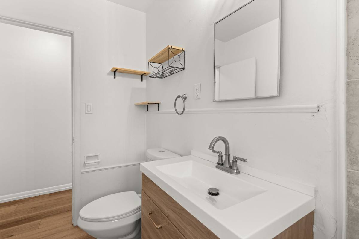 Apartment for rent at 840 - 940 NW Earl Ave, Gresham, OR 97030