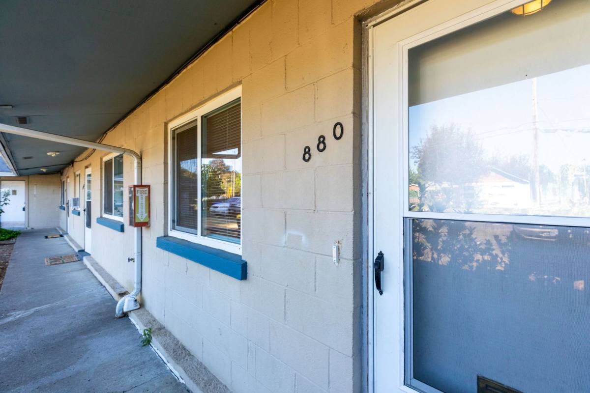 Apartment for rent at 840 - 940 NW Earl Ave, Gresham, OR 97030