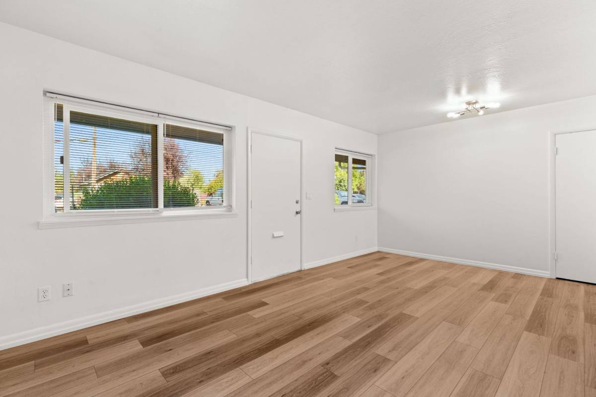 Apartment for rent at 840 - 940 NW Earl Ave, Gresham, OR 97030