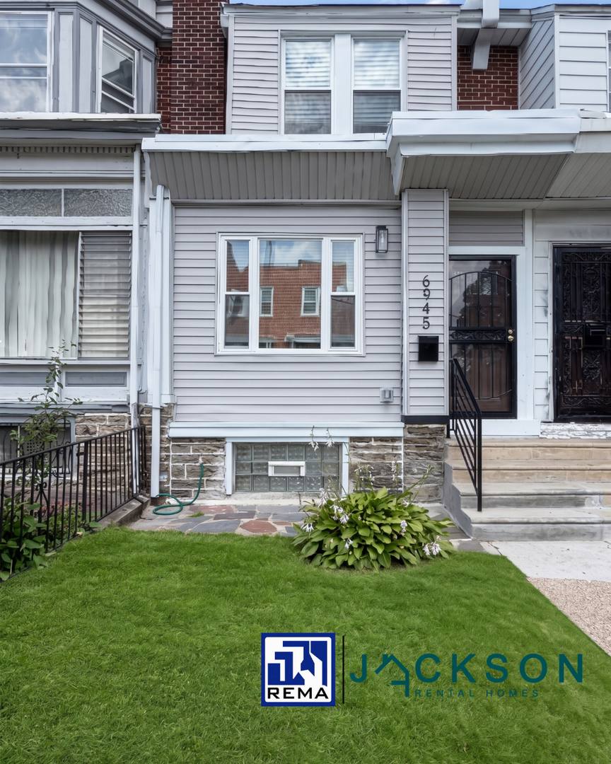 House for rent at 6945 Limekiln Pike, Philadelphia, PA 19138