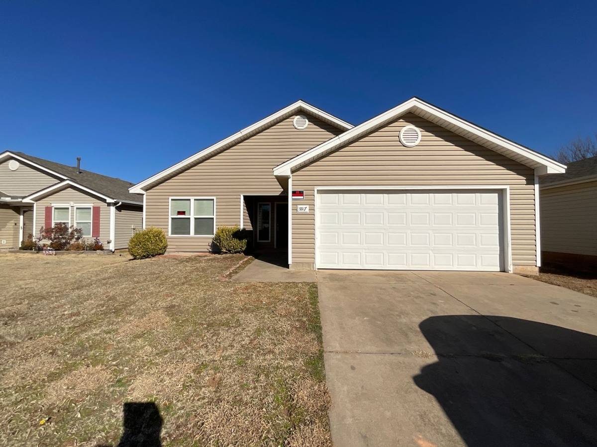 House for rent at 5517 Del Creek Rd, Oklahoma City, OK 73115