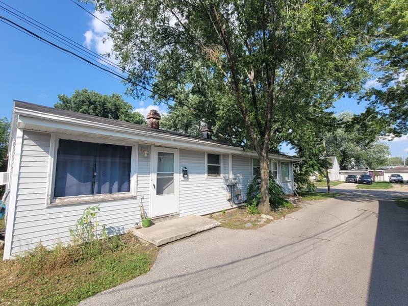 Apartment for rent at 1730 S Norwood Ave, Green Bay, WI 54304