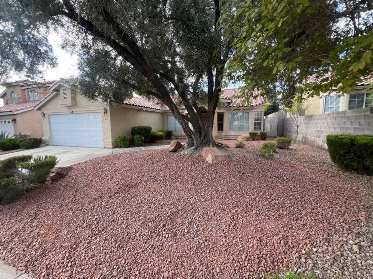 House for rent at 4717 Pointe Decatur Way, North Las Vegas, NV 89032