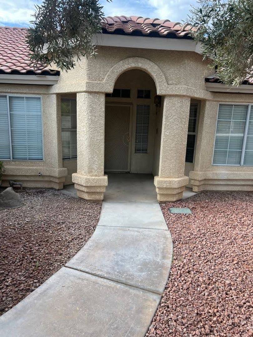 House for rent at 4717 Pointe Decatur Way, North Las Vegas, NV 89032