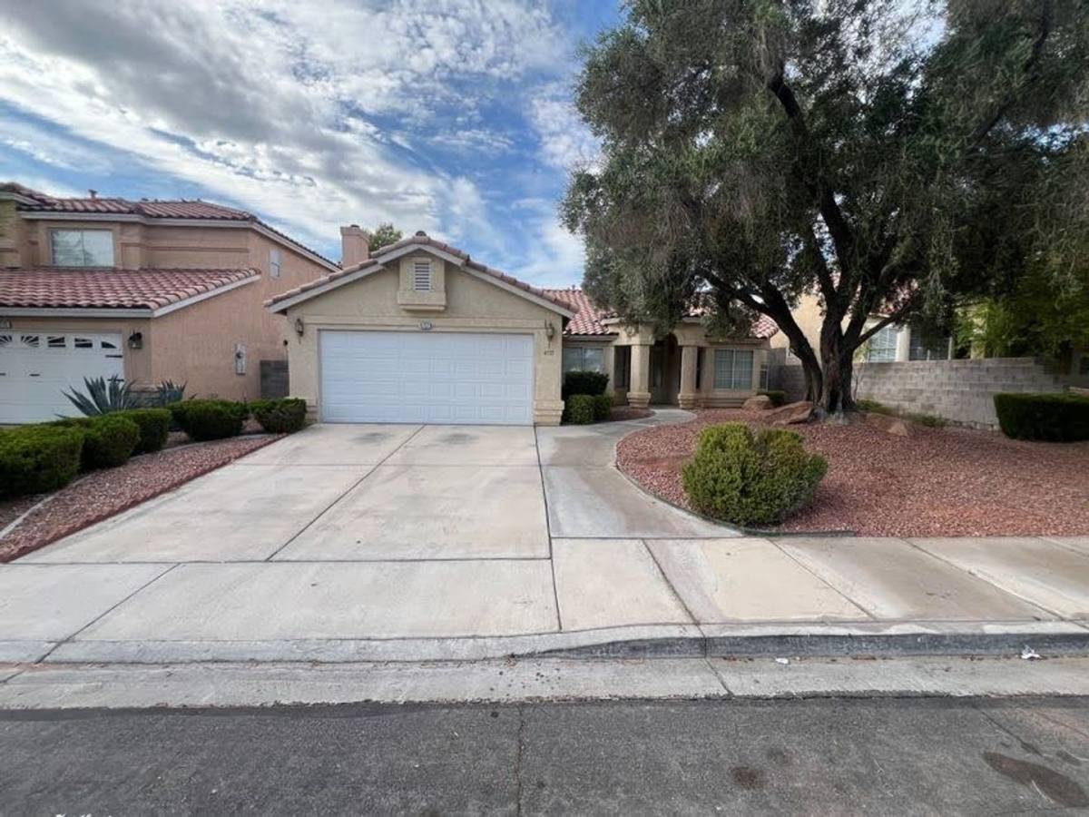 House for rent at 4717 Pointe Decatur Way, North Las Vegas, NV 89032