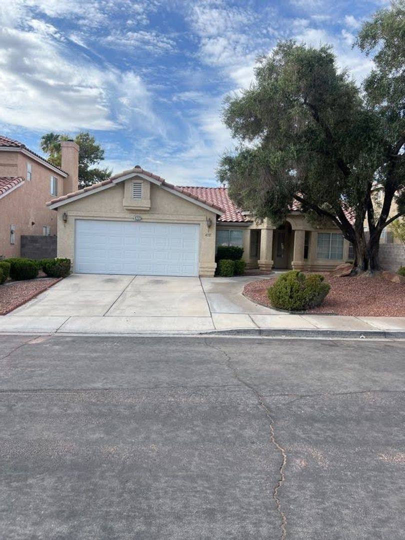 House for rent at 4717 Pointe Decatur Way, North Las Vegas, NV 89032