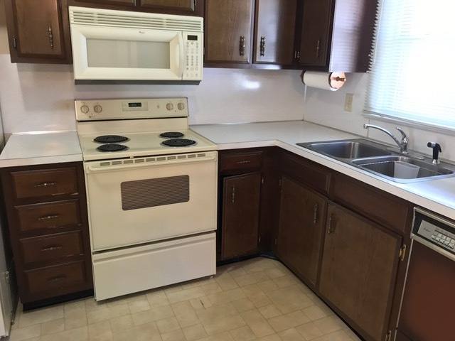 House for rent at 824 Oakdale Rd, Kingsport, TN 37664