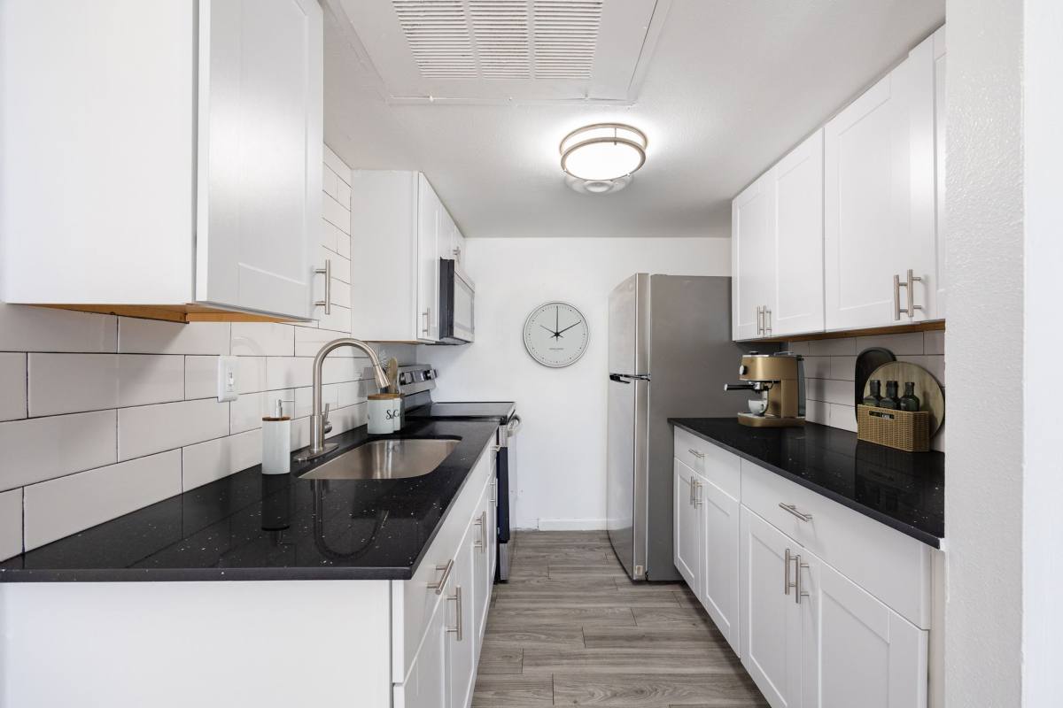 Apartment for rent at Park West, 4404 W Bethany Home Rd, Glendale, AZ 85301