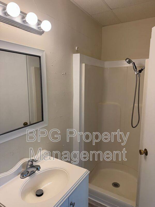 Apartment for rent at 100 Lee St #3, Warrenton, VA 20186