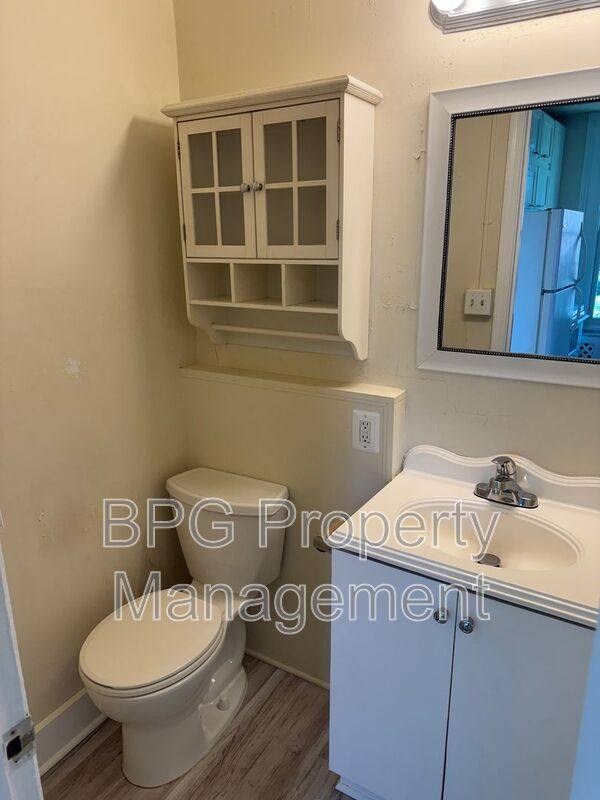 Apartment for rent at 100 Lee St #3, Warrenton, VA 20186
