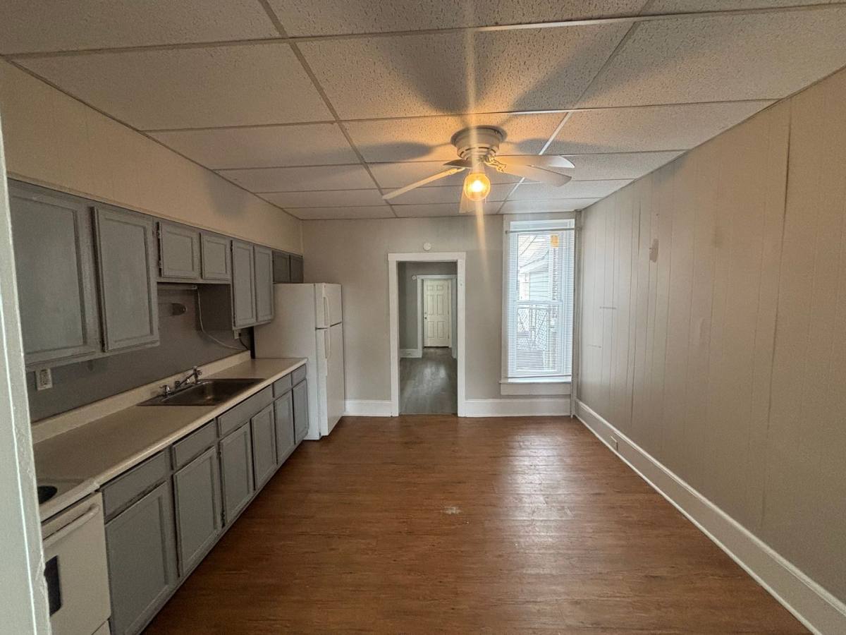 Apartment for rent at 1039 Leiper St, Crum Lynne, PA 19022