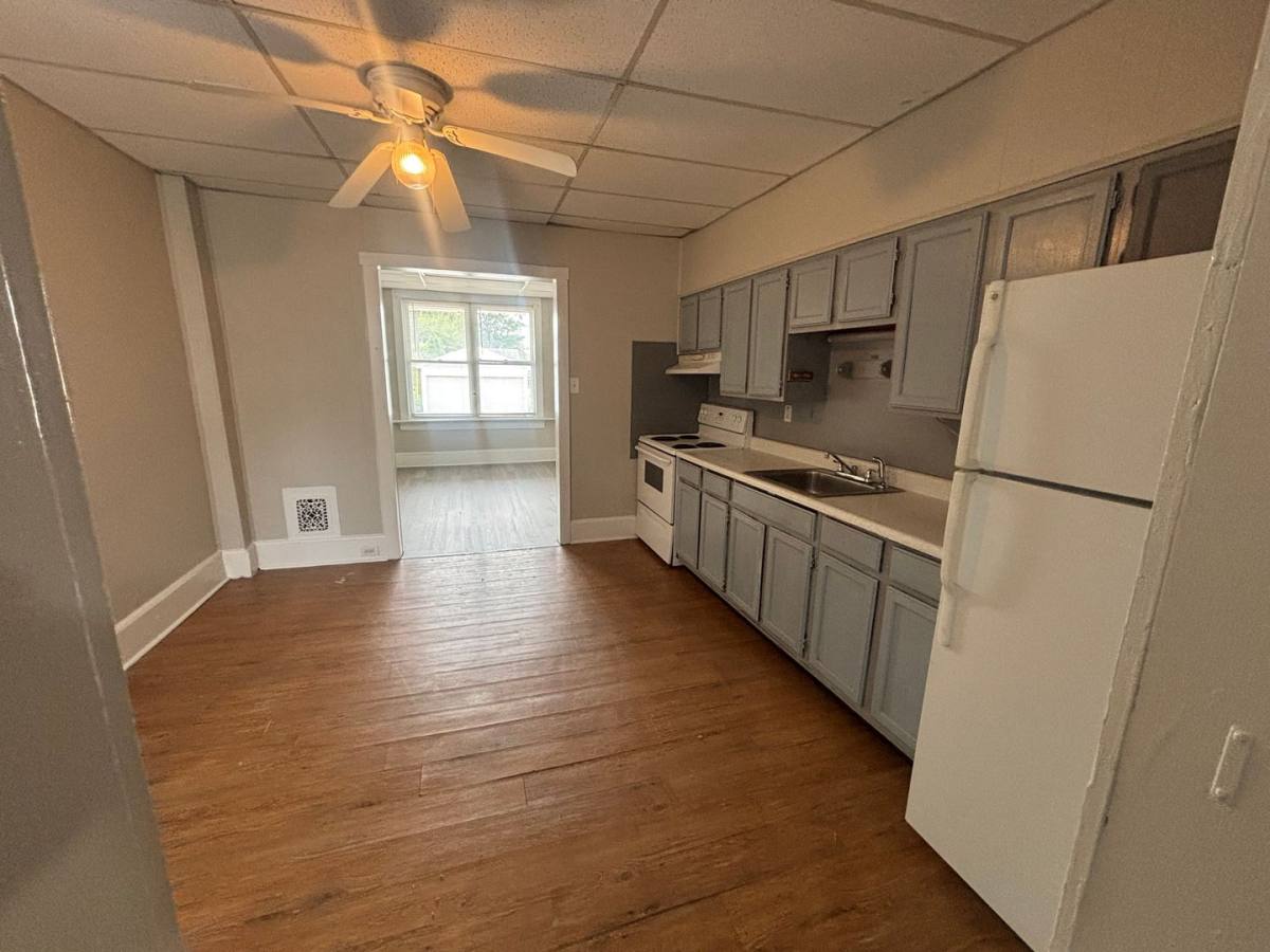 Apartment for rent at 1039 Leiper St, Crum Lynne, PA 19022
