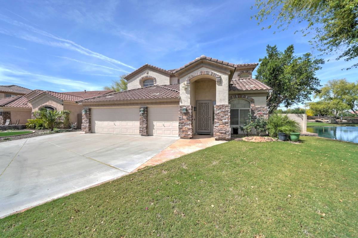 House for rent at 19318 N 62nd Dr, Glendale, AZ 85308