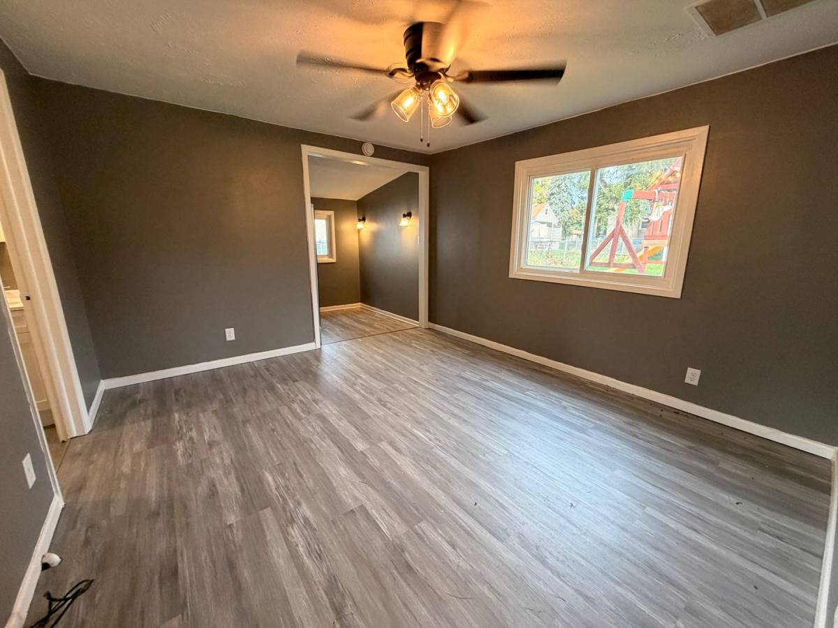 3207 4th St, Moline, IL 61265 - House for Rent - Image 3