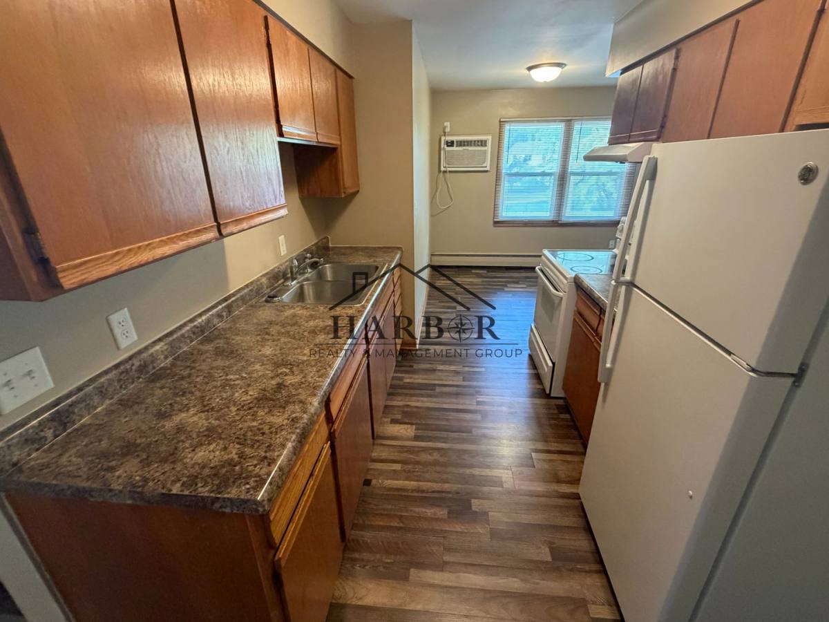 Apartment for rent at 200 11th Ave NW #303, Austin, MN 55912