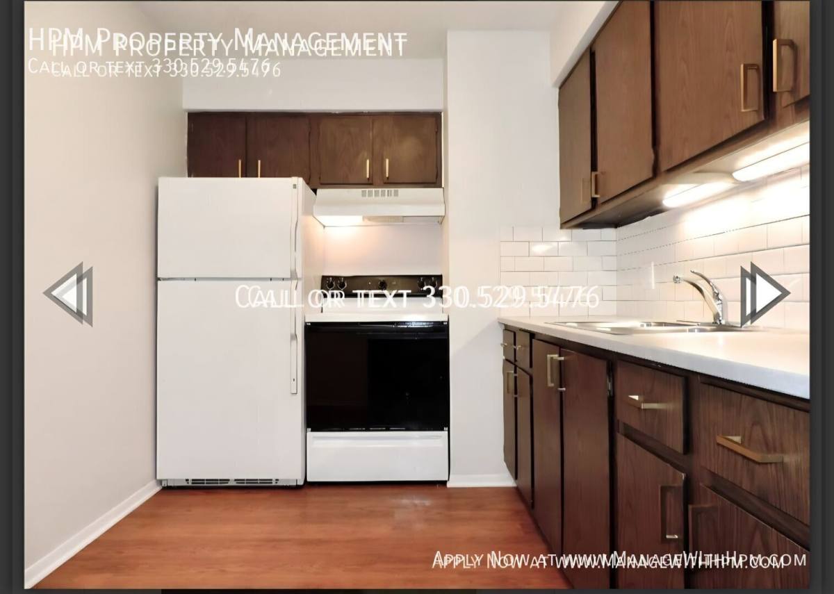 Apartment for rent at 737 Center Ave #22, Cuyahoga Falls, OH 44221