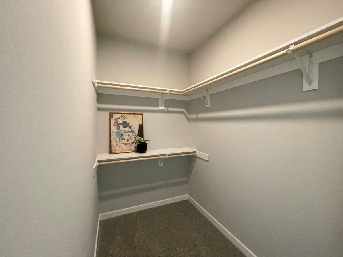 Apartment for rent at 4050 Layton Ave, Milwaukee, WI 53221