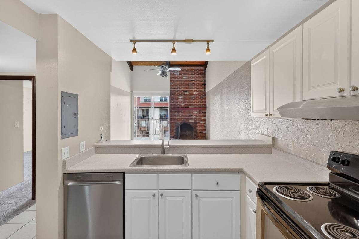 805 29th St #555, Boulder, CO 80303 - Condo for Rent - Image 1