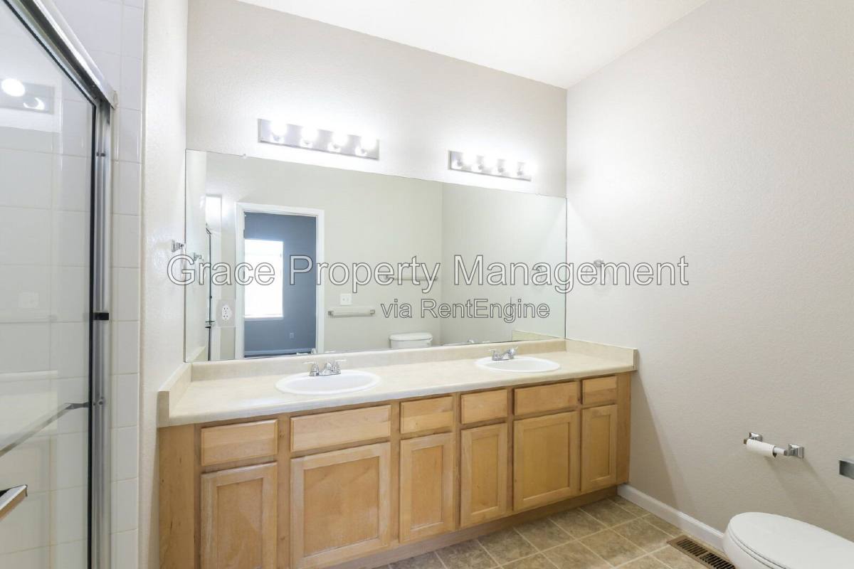 Townhouse for rent at 9727 Cherry Lane, Denver, CO 80229