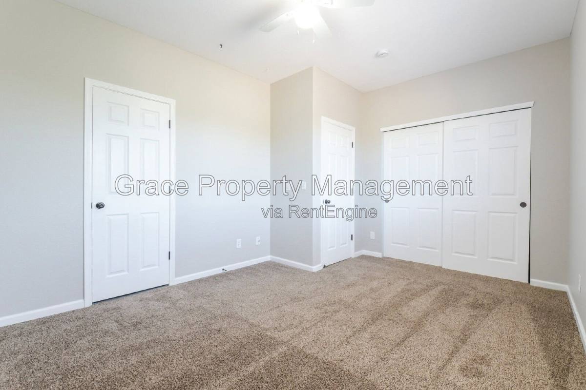 Townhouse for rent at 9727 Cherry Lane, Denver, CO 80229