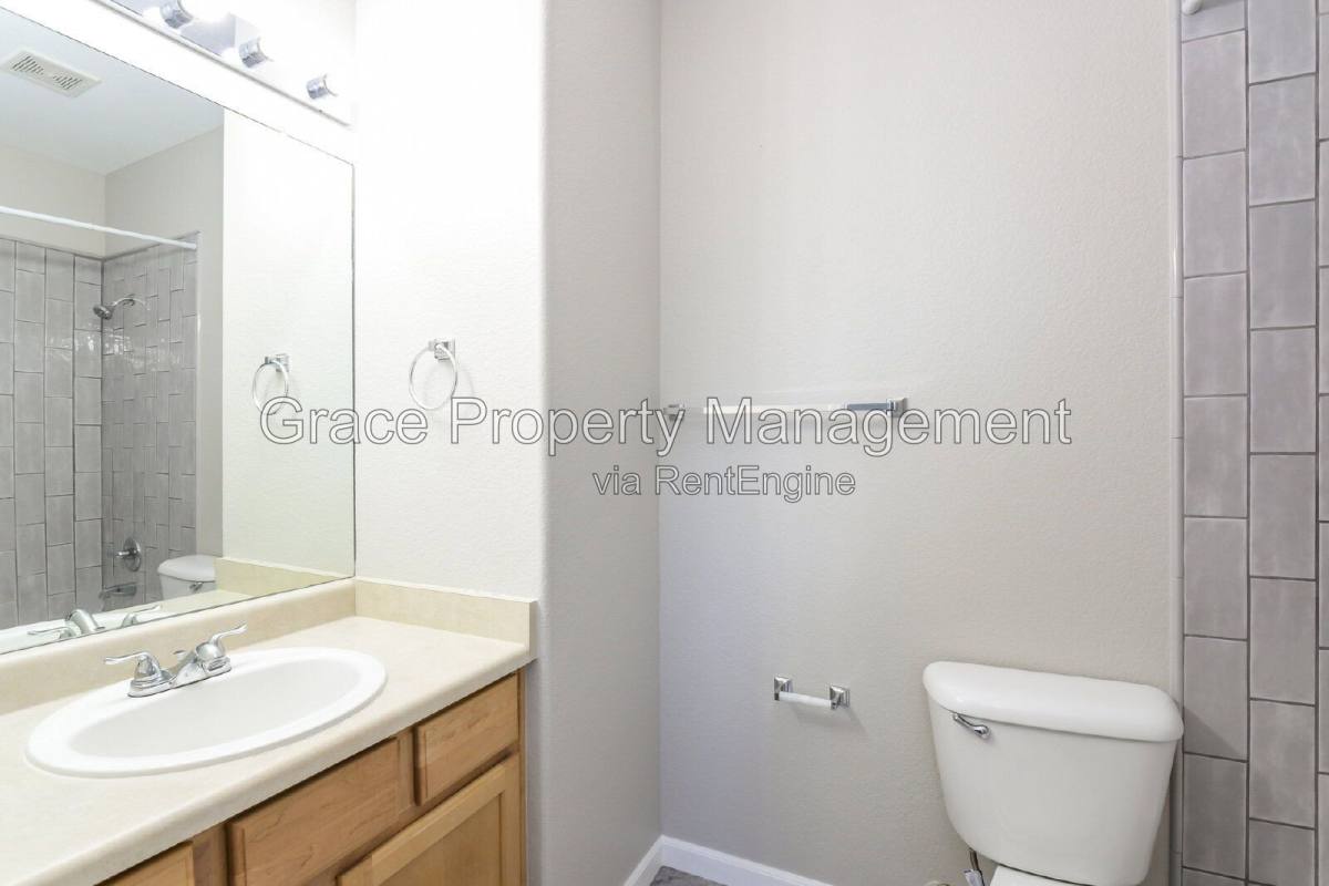 Townhouse for rent at 9727 Cherry Lane, Denver, CO 80229