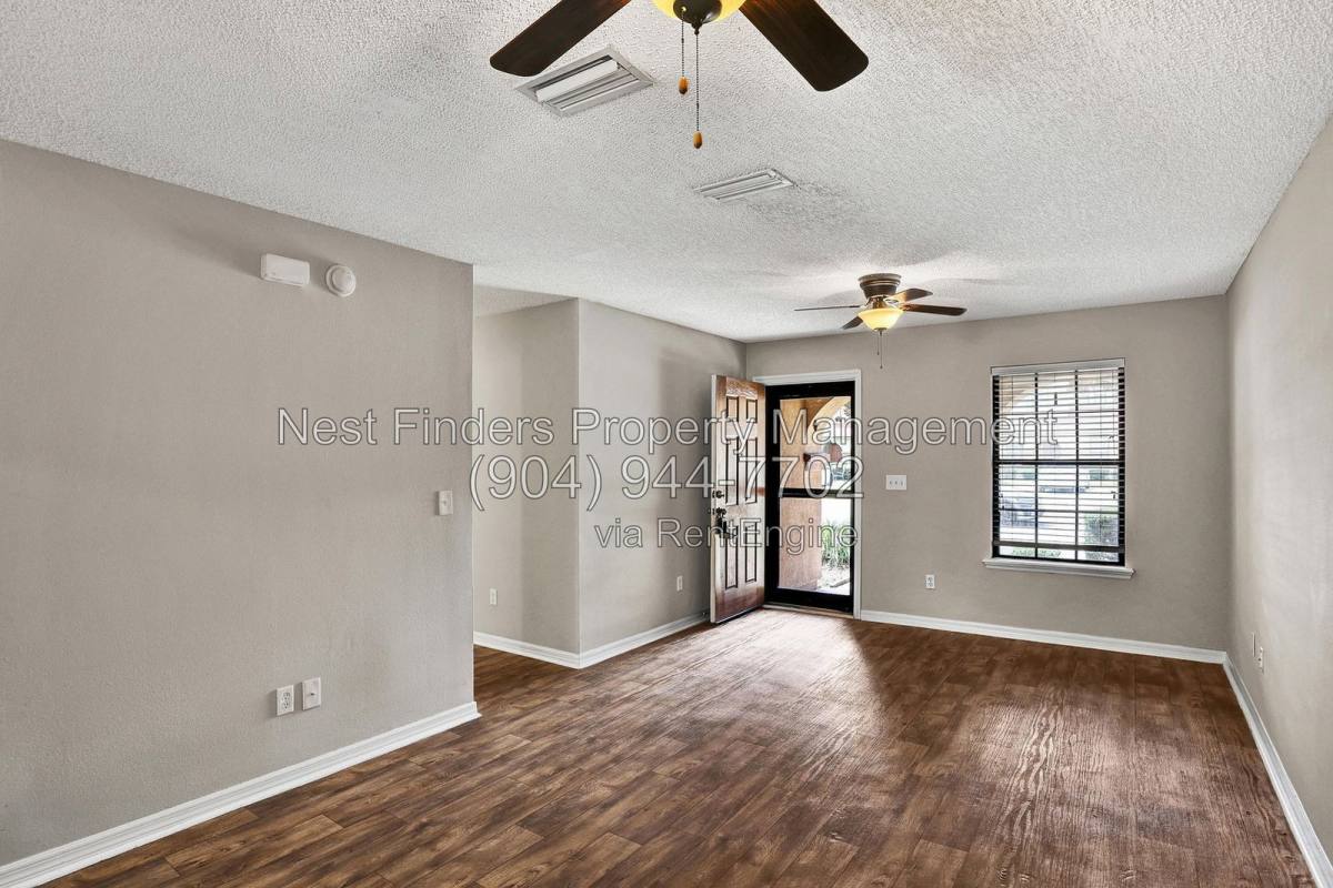 Townhouse for rent at 336 Redwood Lane, St. Johns, FL 32259