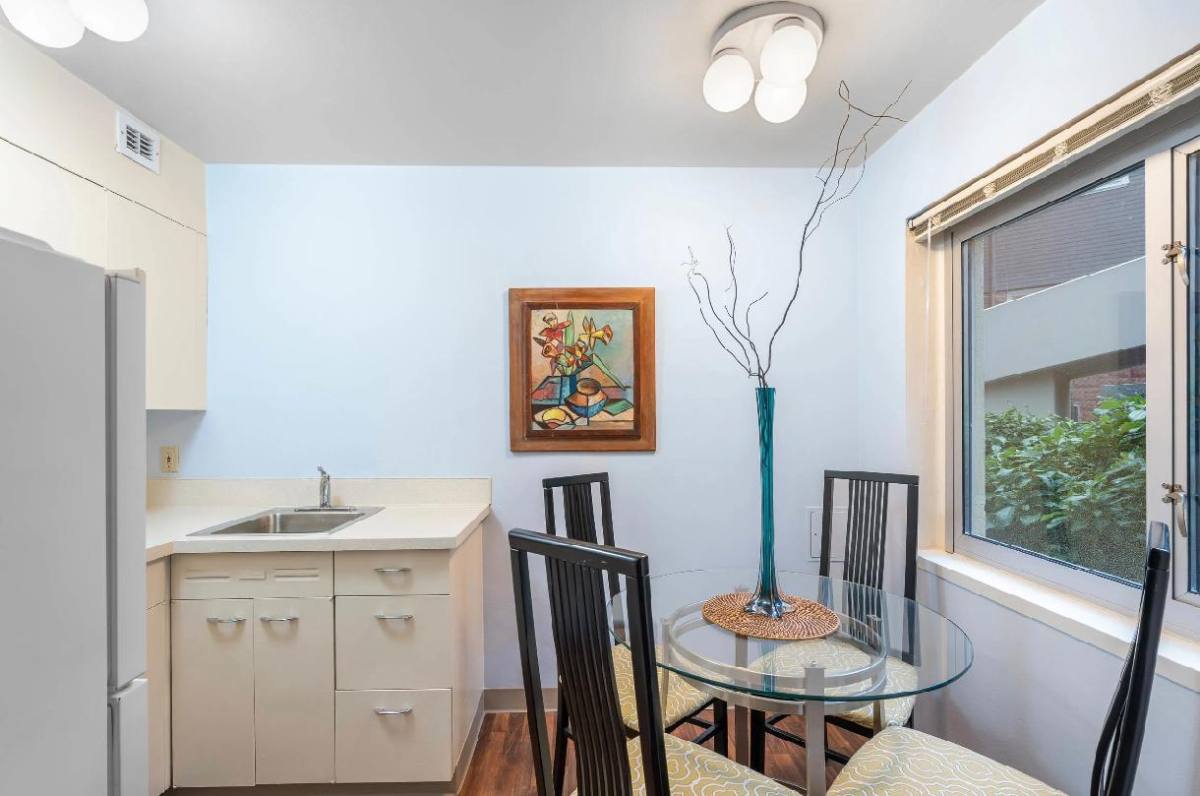 Apartment for rent at 901 SW King Ave, Portland, OR 97205