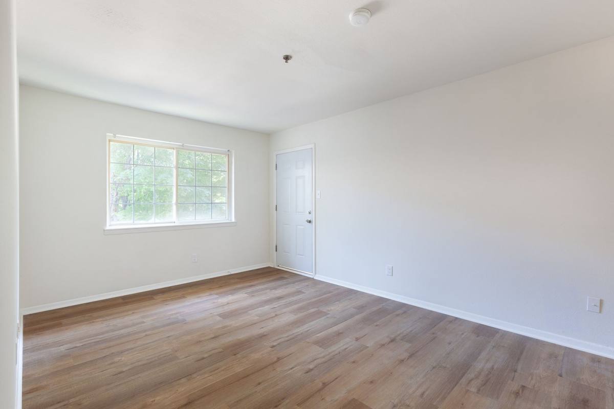 Apartment for rent at 641 Powder Springs, Smyrna, GA 30080