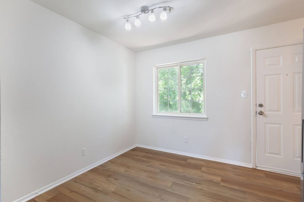 Apartment for rent at 641 Powder Springs, Smyrna, GA 30080